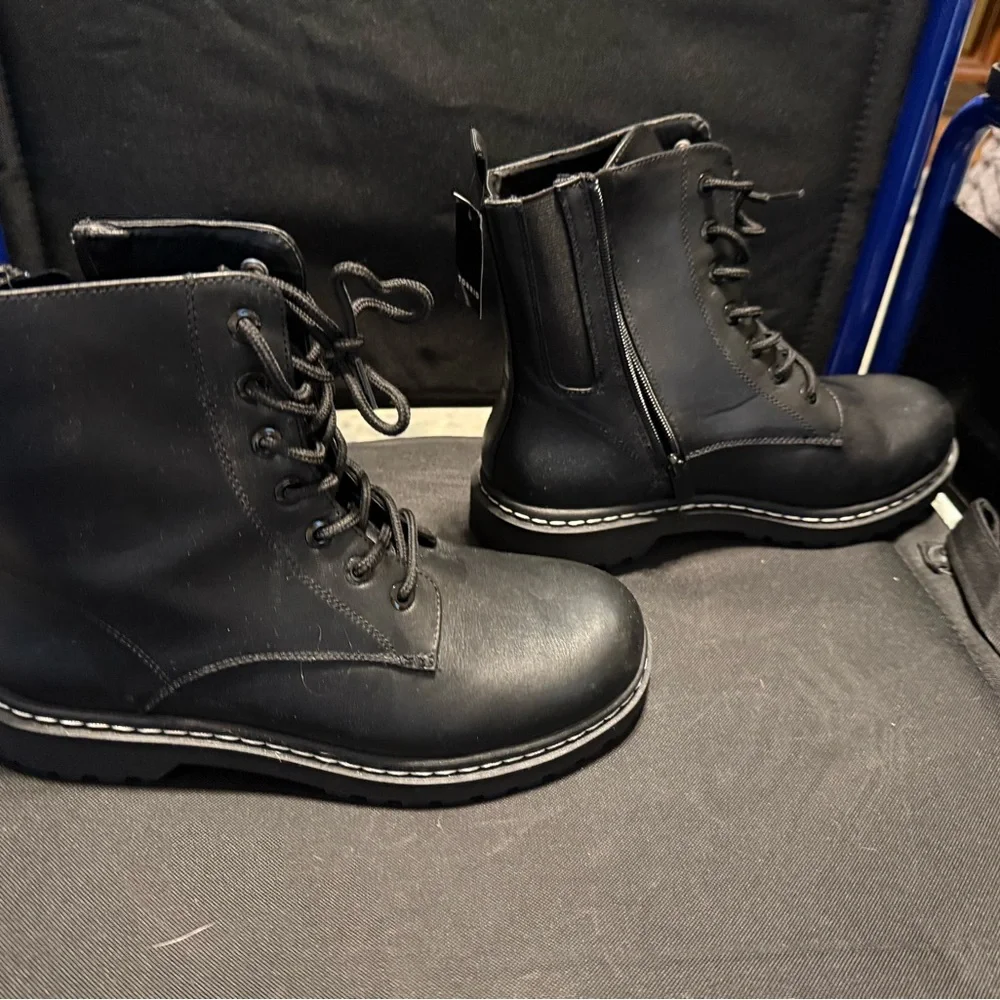 Torrid Stevie Lace-Up Combat Boot (WW) - Picture 5 of 7